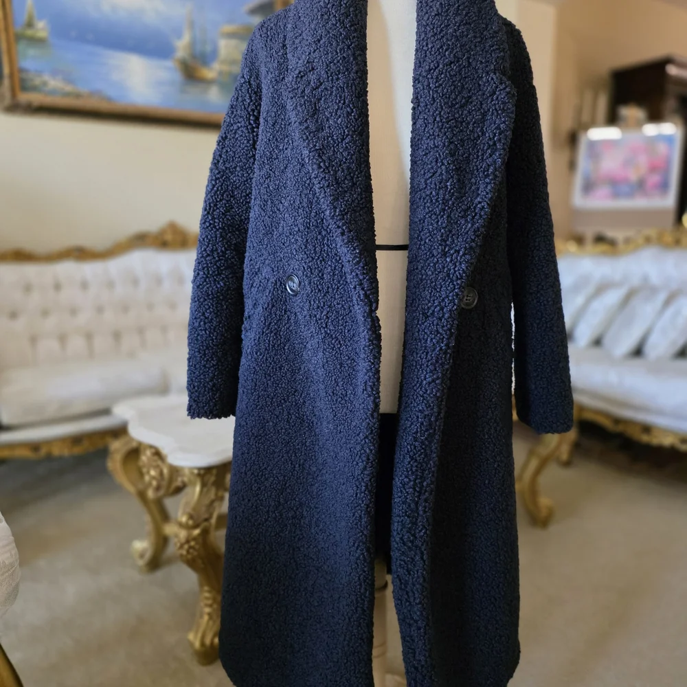 Zara Navy color Teddy Coat- Oversized - Picture 2 of 9